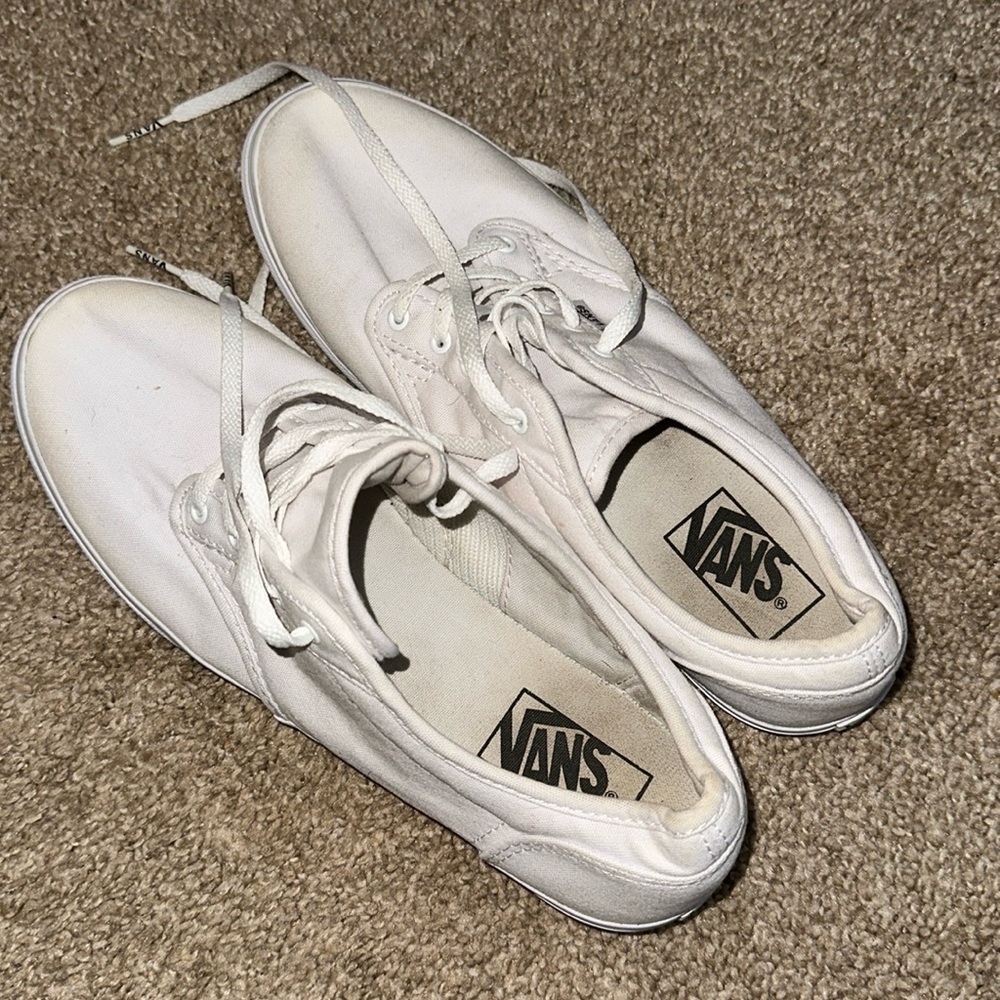 Vans Tennis Shoes